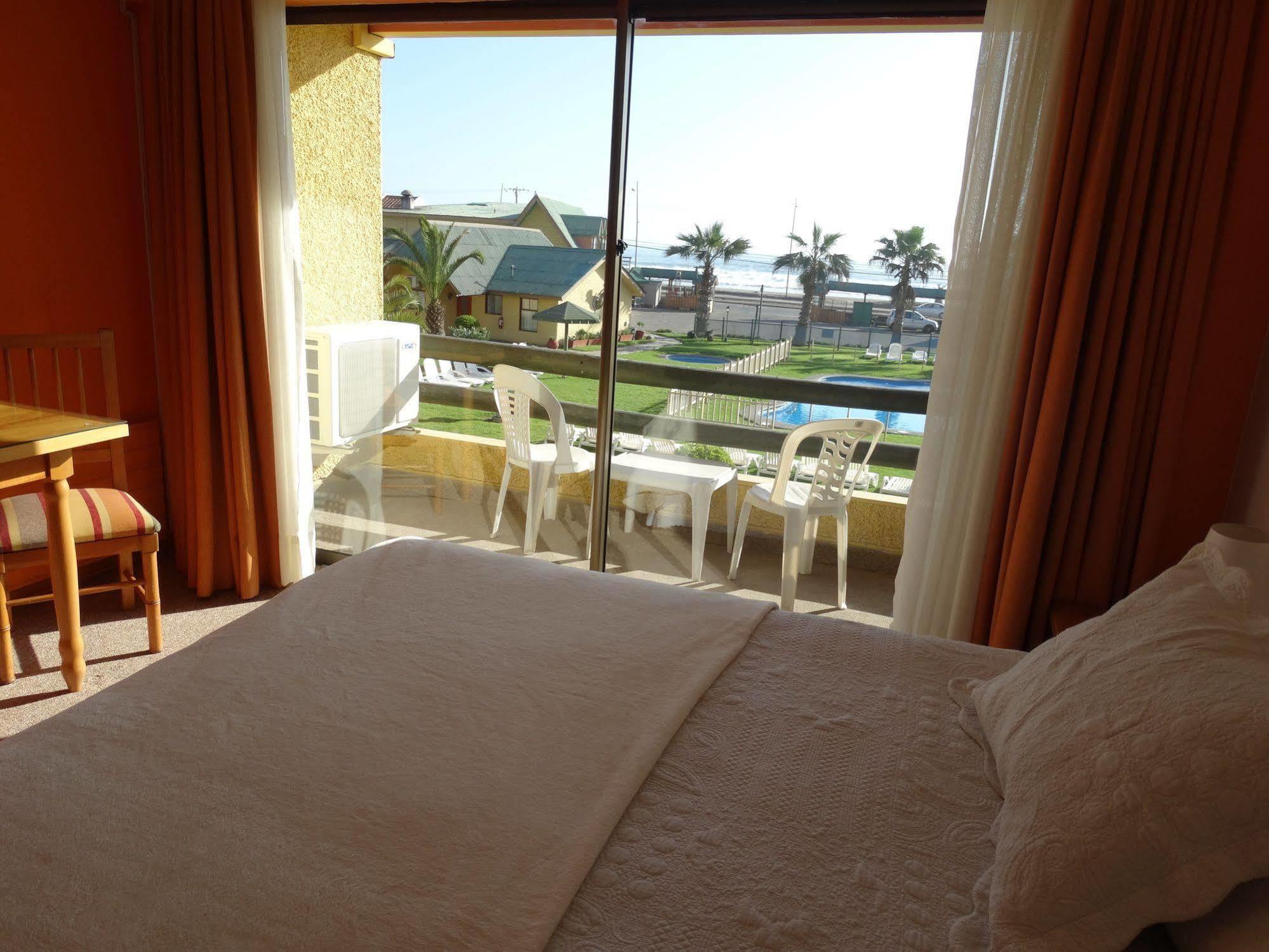 Hotel Y Cabanas Mar De Ensueno ラ・セレナ エクステリア 写真